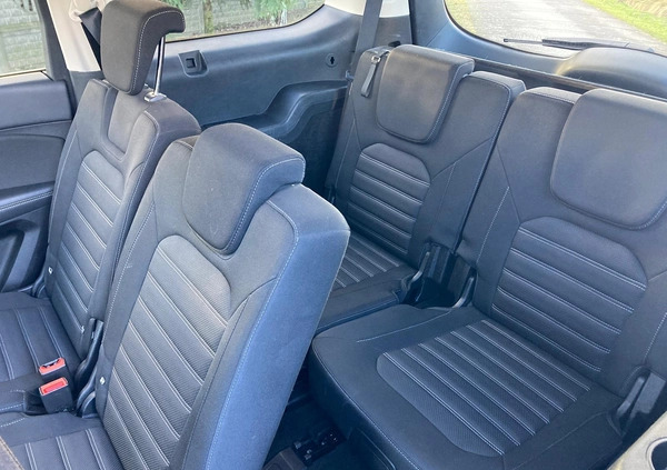 Ford Galaxy cena 59900 przebieg: 249000, rok produkcji 2017 z Gąbin małe 277